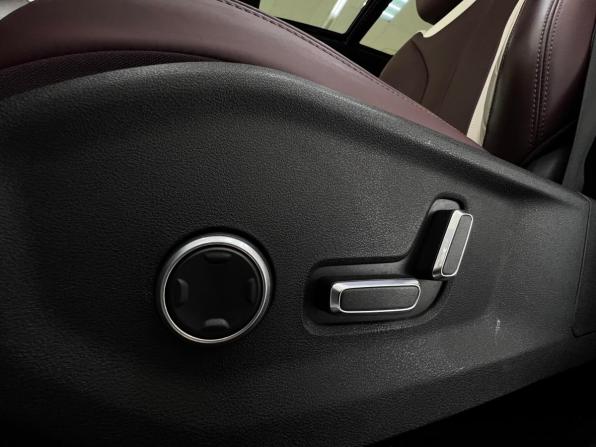 Geely Monjaro I с пробегом 2023 года, цена 3 295 000 рублей, 49905 км, внедорожник, Автокод Объявления
