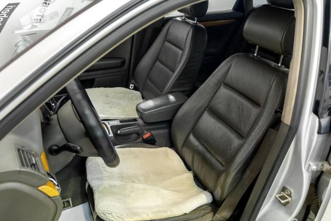Audi A4 II (B6) с пробегом 2002 года, цена 348 000 рублей, 350000 км, седан, Автокод Объявления