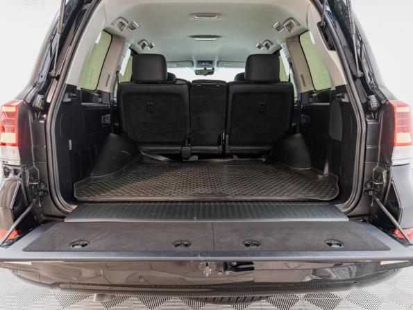 Toyota Land Cruiser 200 Series Рестайлинг 2 с пробегом 2020 года, цена 6 990 000 рублей, 128869 км, внедорожник, Автокод Объявления