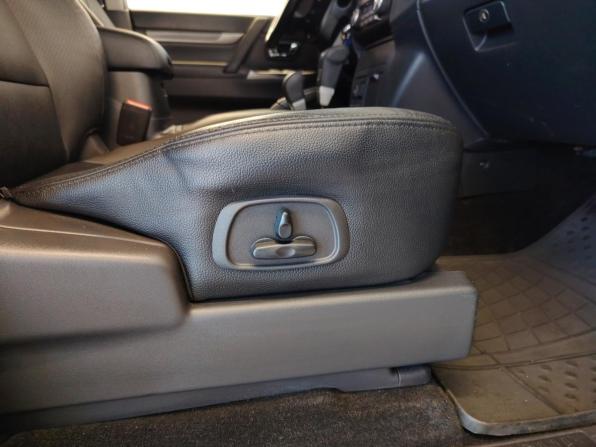 Mitsubishi Pajero IV Рестайлинг 1 с пробегом 2013 года, цена 2 168 000 рублей, 174950 км, внедорожник, Автокод Объявления