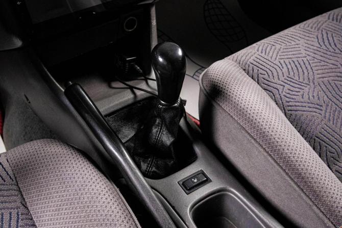 Toyota Avensis I с пробегом 2000 года, цена 399 000 рублей, 356912 км, седан, Автокод Объявления