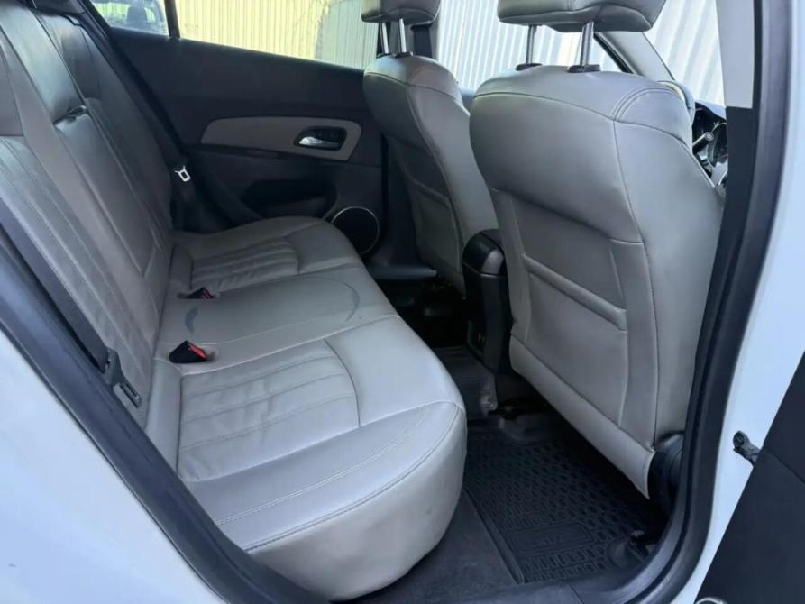 Chevrolet Cruze I Рестайлинг Ростов-на-Дону  - изображение 15