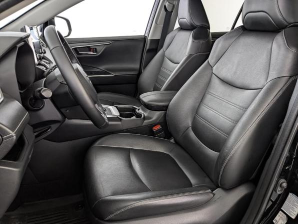Toyota RAV4 V (XA50) с пробегом 2022 года, цена 4 020 000 рублей, 83842 км, внедорожник, Автокод Объявления