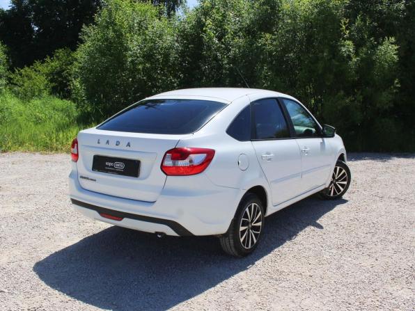 Lada (ВАЗ) Granta I Рестайлинг с пробегом 2023 года, цена 880 000 рублей, 15866 км, лифтбек, Автокод Объявления