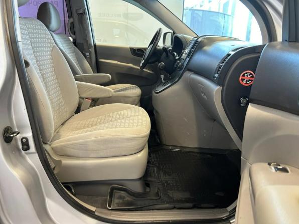 Kia Carnival II с пробегом 2009 года, цена 739 000 рублей, 237283 км, минивэн, Автокод Объявления