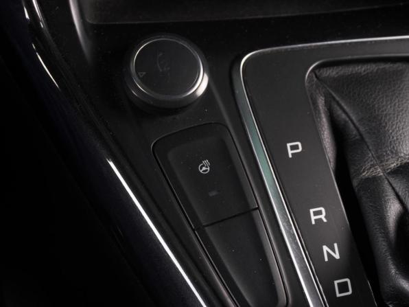Ford Focus III Рестайлинг с пробегом 2017 года, цена 1 199 000 рублей, 212821 км, седан, Автокод Объявления