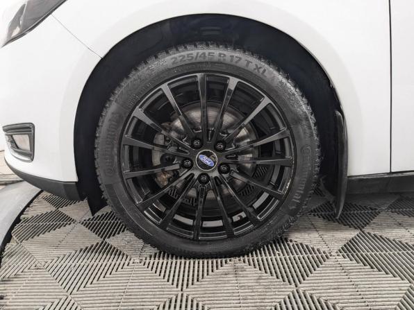 Ford Focus III Рестайлинг с пробегом 2018 года, цена 1 199 500 рублей, 168000 км, хэтчбек, Автокод Объявления
