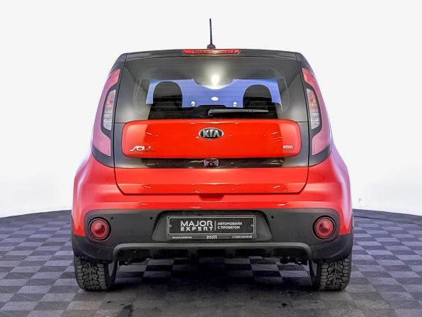 Kia Soul II Рестайлинг с пробегом 2017 года, цена 1 335 000 рублей, 149690 км, хэтчбек, Автокод Объявления