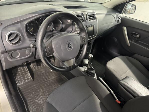 Renault Sandero II с пробегом 2014 года, цена 759 800 рублей, 128000 км, хэтчбек, Автокод Объявления