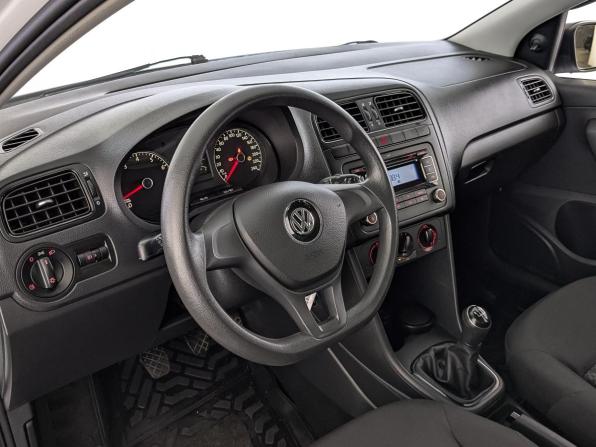 Volkswagen Polo V Рестайлинг с пробегом 2018 года, цена 1 180 000 рублей, 54281 км, седан, Автокод Объявления
