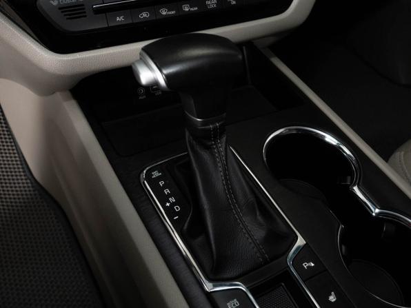 Kia Carnival III с пробегом 2020 года, цена 3 220 000 рублей, 60000 км, минивэн, Автокод Объявления