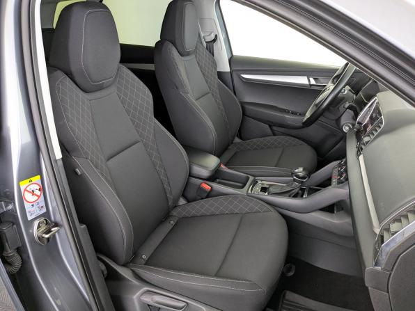 Skoda Karoq I с пробегом 2022 года, цена 2 825 000 рублей, 75528 км, внедорожник, Автокод Объявления