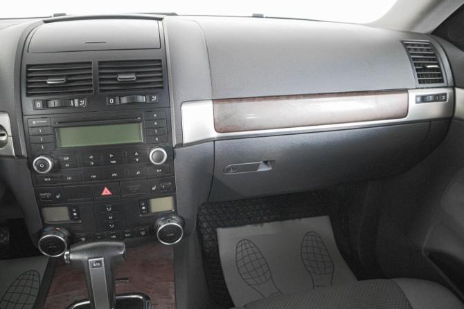Volkswagen Touareg I с пробегом 2006 года, цена 969 000 рублей, 203180 км, внедорожник, Автокод Объявления