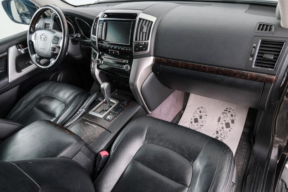 Toyota Land Cruiser 200 Series Рестайлинг 1 Красноярск  - изображение 12