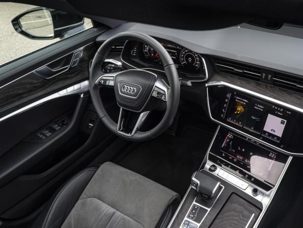 Audi A6 V (C8) Рестайлинг с пробегом 2023 года, цена 5 528 000 рублей, 17500 км, седан, Автокод Объявления