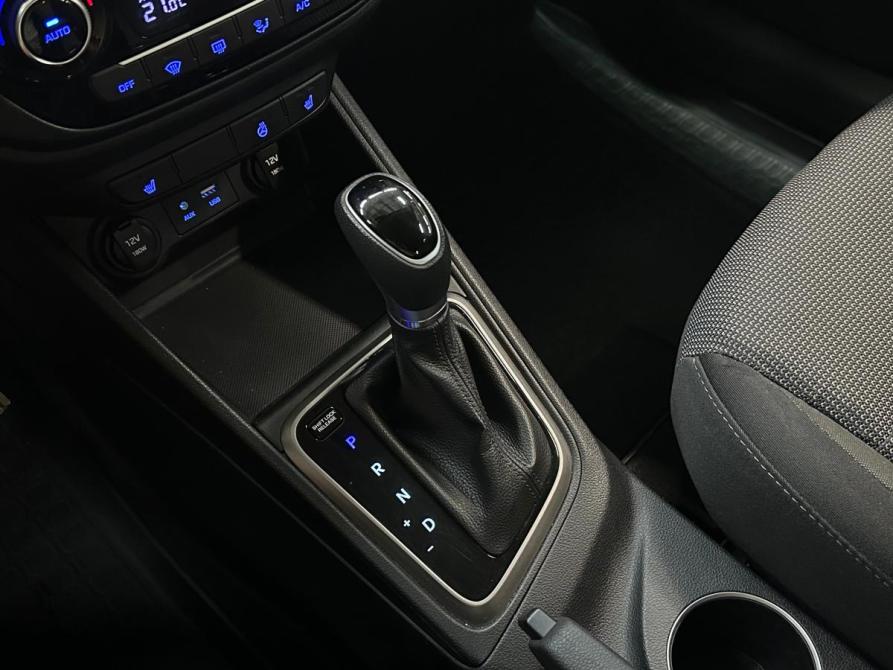 Hyundai Solaris II Санкт-Петербург  - изображение 18