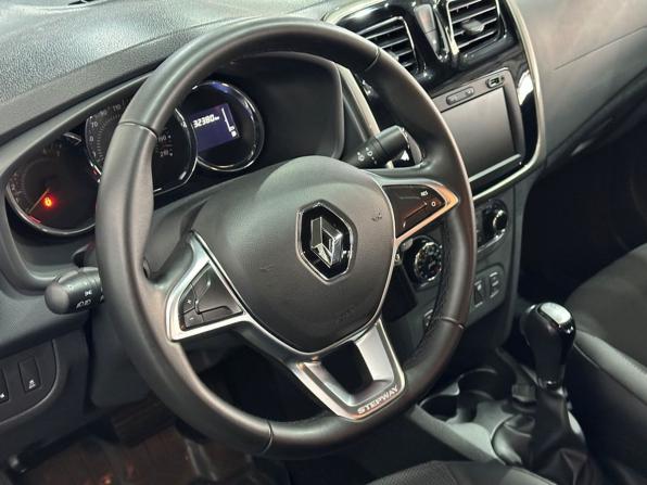 Renault Logan II Рестайлинг с пробегом 2021 года, цена 1 270 000 рублей, 32379 км, седан, Автокод Объявления