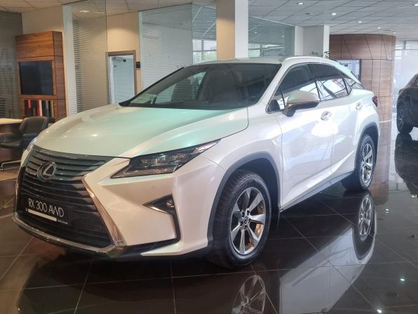 Lexus RX IV Рестайлинг с пробегом 2019 года, цена 4 690 000 рублей, 94688 км, внедорожник, Автокод Объявления