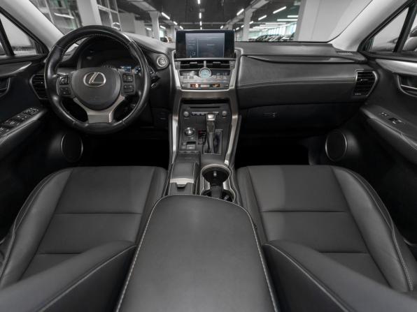 Lexus NX I Рестайлинг с пробегом 2018 года, цена 3 240 000 рублей, 111818 км, внедорожник, Автокод Объявления