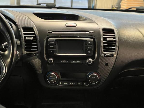 Kia Cerato III Рестайлинг (Classic) с пробегом 2017 года, цена 1 570 000 рублей, 123848 км, седан, Автокод Объявления
