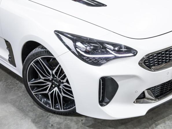 Kia Stinger I Рестайлинг с пробегом 2023 года, цена 3 850 000 рублей, 44521 км, лифтбек, Автокод Объявления
