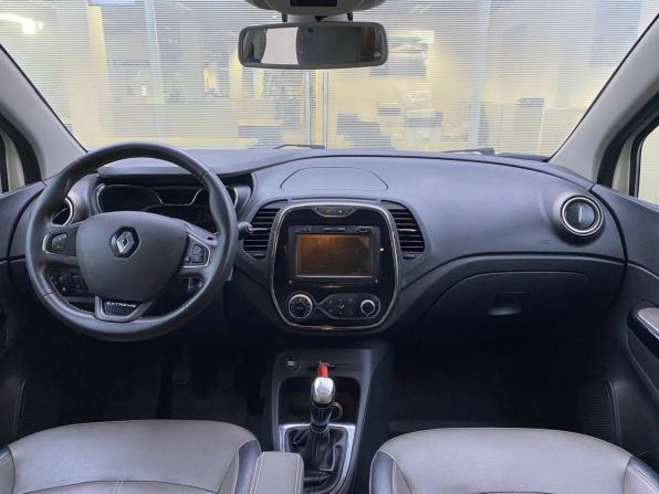 Renault Kaptur I с пробегом 2019 года, цена 1 699 000 рублей, 94600 км, внедорожник, Автокод Объявления
