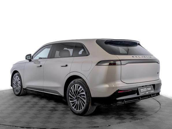 Exeed Exlantix ET с пробегом 2025 года, цена 4 700 000 рублей, 38730 км, внедорожник, Автокод Объявления