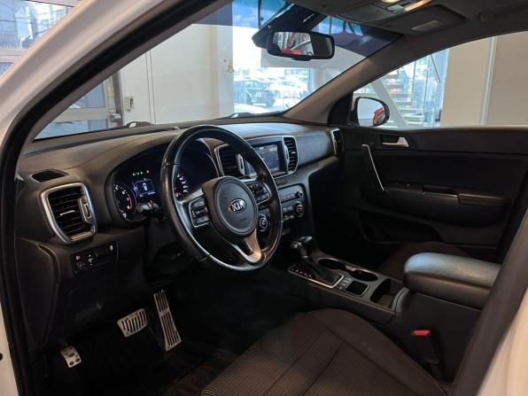 Kia Sportage IV с пробегом 2017 года, цена 1 690 000 рублей, 181269 км, внедорожник, Автокод Объявления