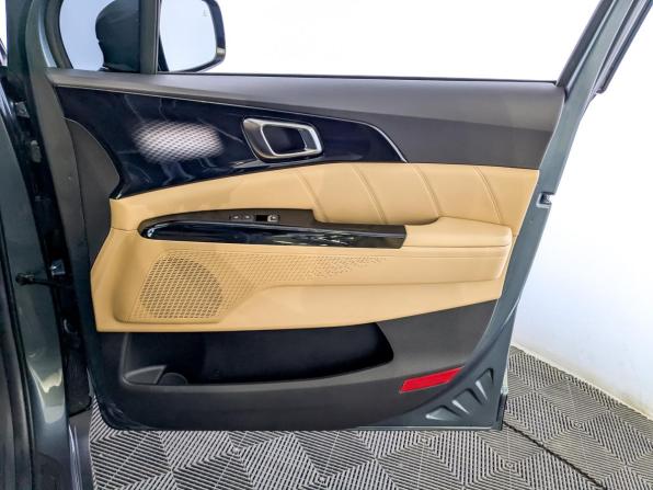 Kia Carnival IV с пробегом 2020 года, цена 3 540 000 рублей, 104342 км, минивэн, Автокод Объявления