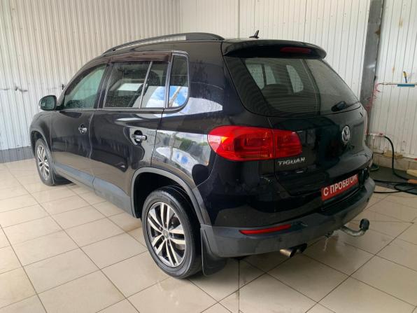 Volkswagen Tiguan I Рестайлинг с пробегом 2013 года, цена 950 000 рублей, 288554 км, внедорожник, Автокод Объявления
