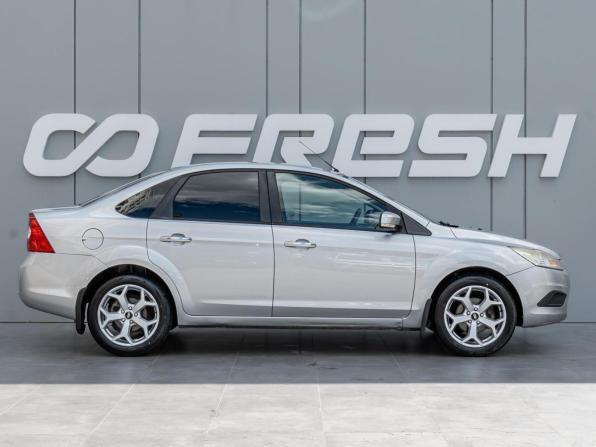 Ford Focus II Рестайлинг с пробегом 2010 года, цена 699 000 рублей, 209886 км, седан, Автокод Объявления