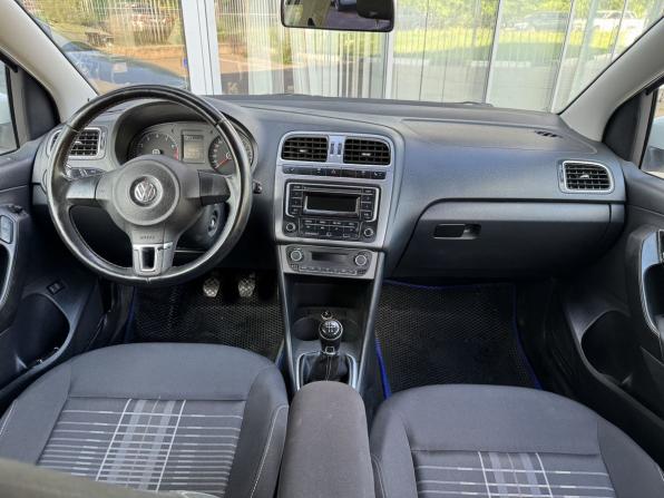 Volkswagen Polo V с пробегом 2015 года, цена 997 000 рублей, 105000 км, седан, Автокод Объявления