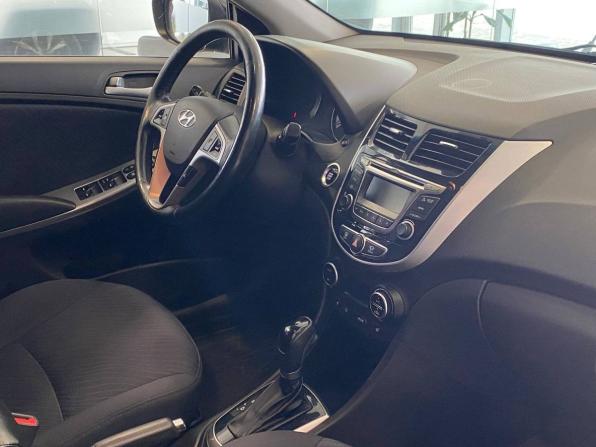 Hyundai Solaris I Рестайлинг с пробегом 2015 года, цена 867 000 рублей, 159088 км, седан, Автокод Объявления