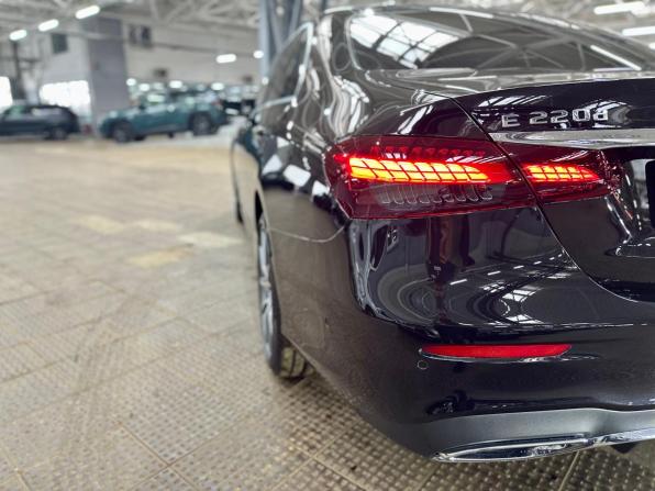 Mercedes-Benz E-Класс V (W213 S213 C238) Рестайлинг с пробегом 2022 года, цена 4 950 000 рублей, 42660 км, седан, Автокод Объявления