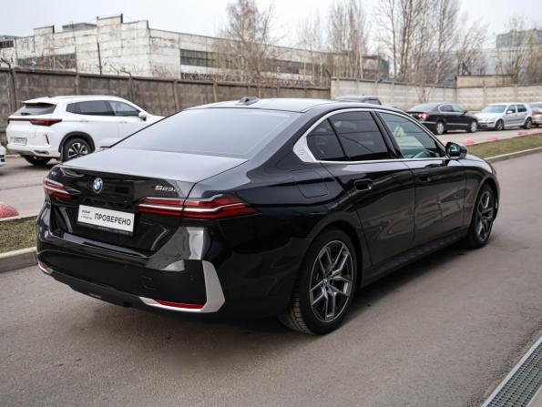 BMW 5 серии VIII (G60/G61/G68) с пробегом 2024 года, цена 7 483 040 рублей, 13509 км, седан, Автокод Объявления
