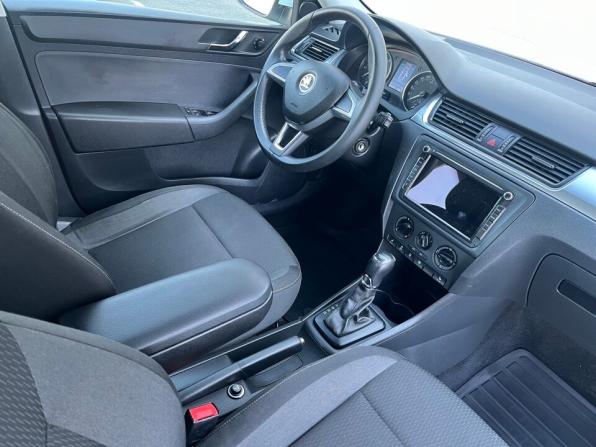 Skoda Rapid I с пробегом 2014 года, цена 979 000 рублей, 185000 км, лифтбек, Автокод Объявления