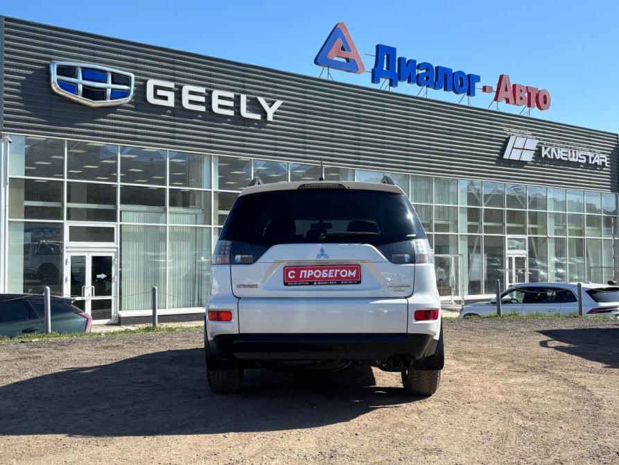 Mitsubishi Outlander II Рестайлинг Набережные Челны  - изображение 8