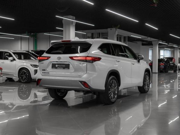 Toyota Highlander IV (XU70) с пробегом 2026 года, цена 5 450 000 рублей, 22 км, внедорожник, Автокод Объявления