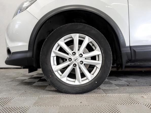 Nissan Qashqai II с пробегом 2017 года, цена 1 370 000 рублей, 120605 км, внедорожник, Автокод Объявления