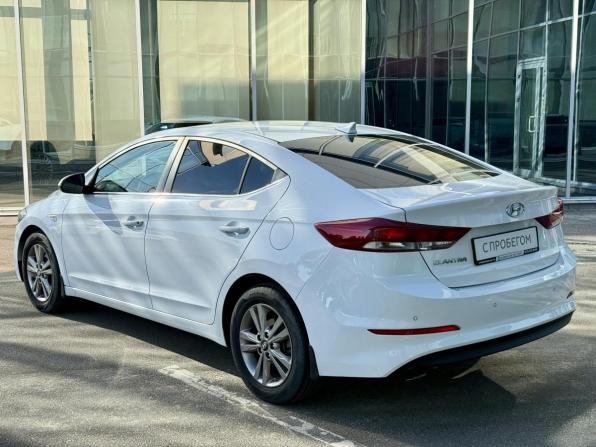 Hyundai Elantra VI (AD) с пробегом 2017 года, цена 1 337 000 рублей, 133001 км, седан, Автокод Объявления