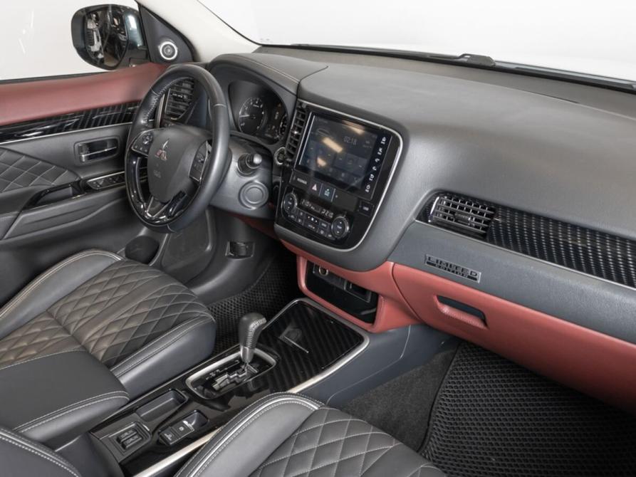 Mitsubishi Outlander III Рестайлинг 3 Казань  - изображение 8