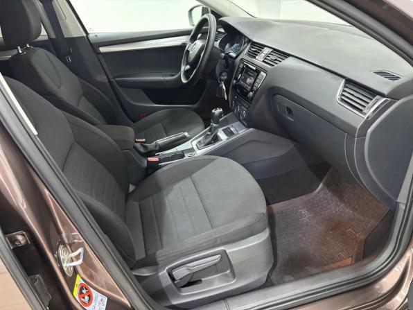Skoda Octavia III (A7) с пробегом 2014 года, цена 720 000 рублей, 331800 км, лифтбек, Автокод Объявления