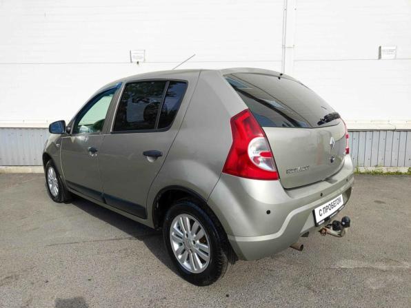 Renault Sandero I с пробегом 2010 года, цена 330 000 рублей, 312162 км, хэтчбек, Автокод Объявления
