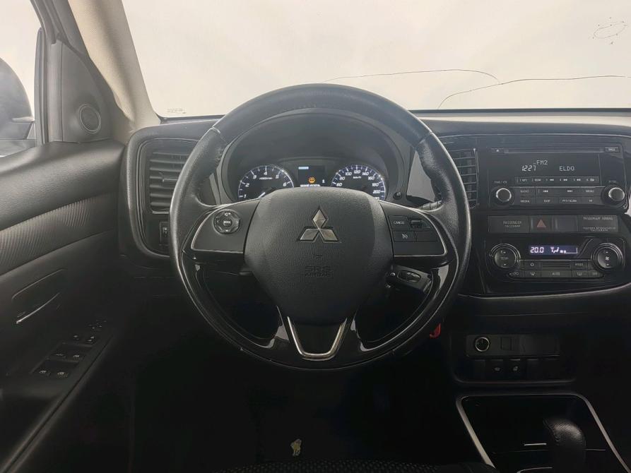 Mitsubishi Outlander III Рестайлинг 2 Санкт-Петербург  - изображение 10
