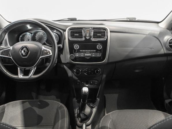 Renault Logan II Рестайлинг с пробегом 2020 года, цена 999 000 рублей, 83700 км, седан, Автокод Объявления