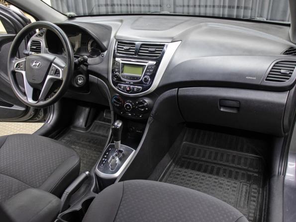 Hyundai Solaris I с пробегом 2012 года, цена 598 000 рублей, 205500 км, хэтчбек, Автокод Объявления