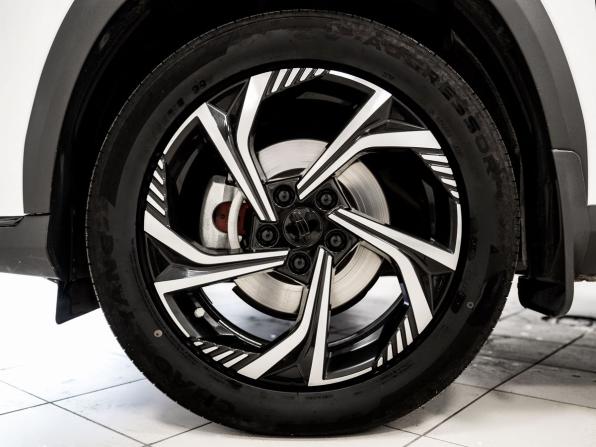 Geely Atlas II с пробегом 2023 года, цена 2 360 000 рублей, 80284 км, внедорожник, Автокод Объявления