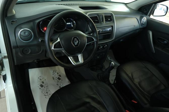 Renault Logan II Рестайлинг с пробегом 2020 года, цена 699 000 рублей, 137000 км, седан, Автокод Объявления