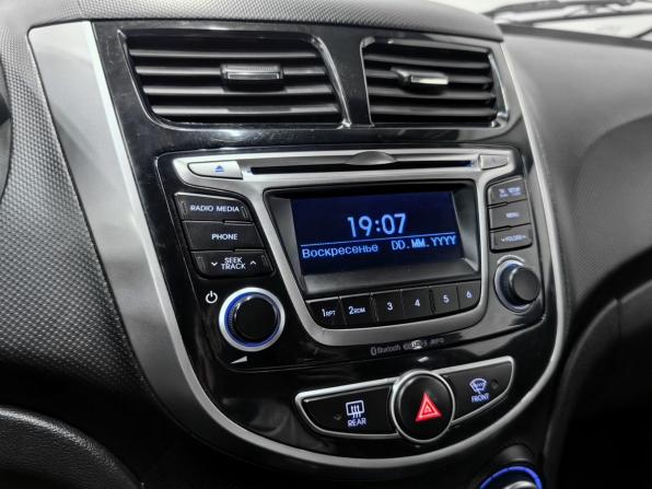 Hyundai Solaris I Рестайлинг с пробегом 2015 года, цена 1 050 000 рублей, 178171 км, седан, Автокод Объявления