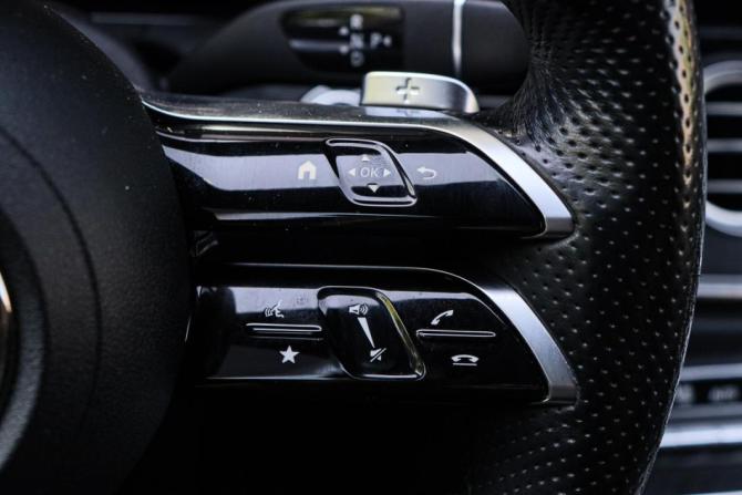 Mercedes-Benz E-Класс V (W213 S213 C238) Рестайлинг с пробегом 2021 года, цена 4 449 000 рублей, 145928 км, седан, Автокод Объявления